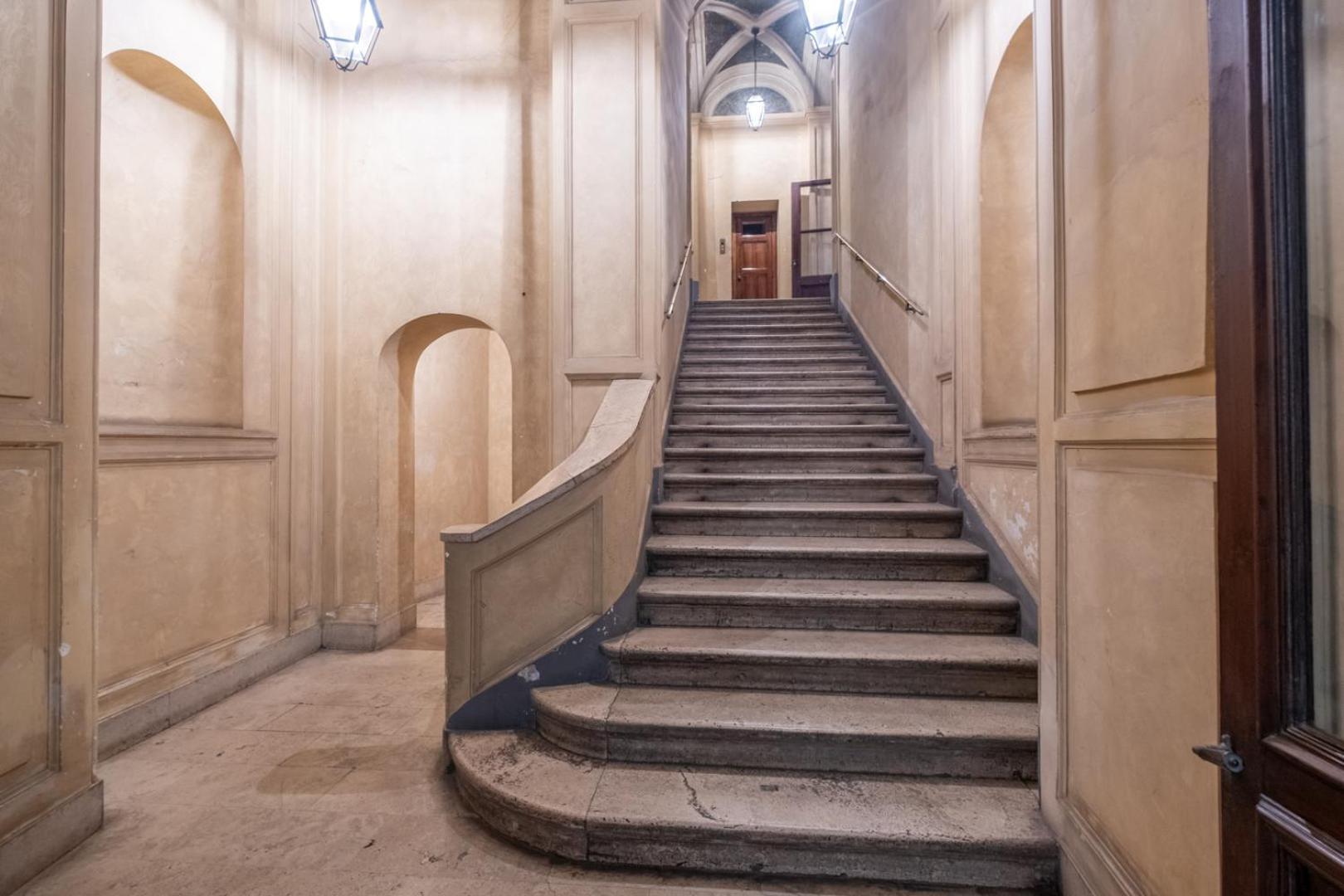 Elegant And Luxury Apartment @Altare Della Patria Rome Exterior photo
